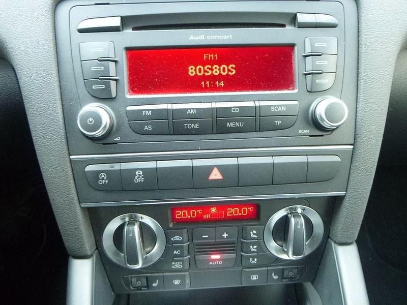 Gebraucht Audi A3 Ambition 105 PS (77 kW) 2012 Grau Kleinwagen