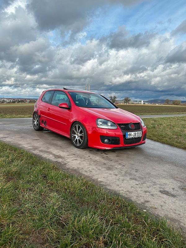 Gebraucht VW Golf V GTI 200 PS (147 kW) 2005 Rot Kleinwagen