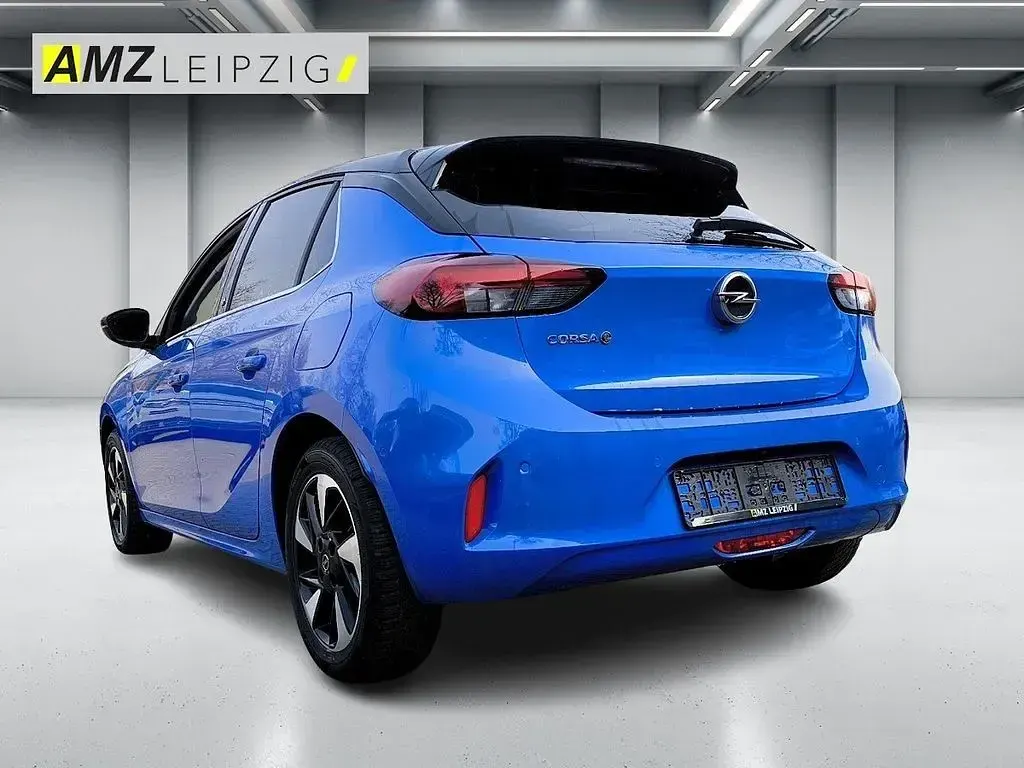 Usata Opel Corsa-e Elegance 100 kW (136 CV) 2023 Blu Utilitaria