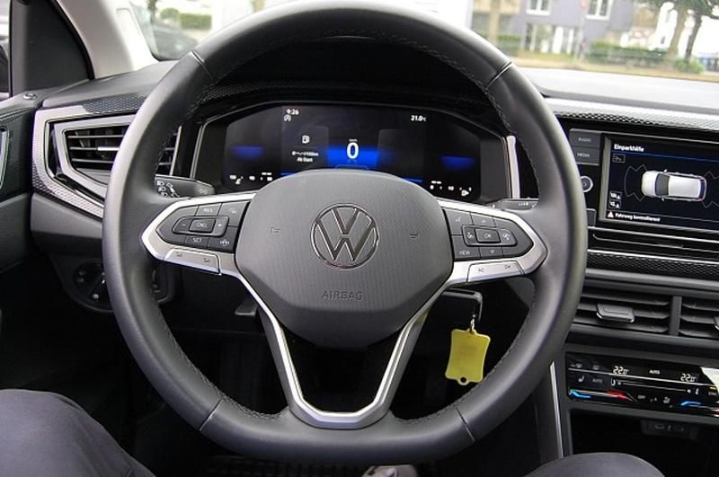 Gebraucht VW Polo Life 95 PS (69 kW) 2024 Deep black Limousine