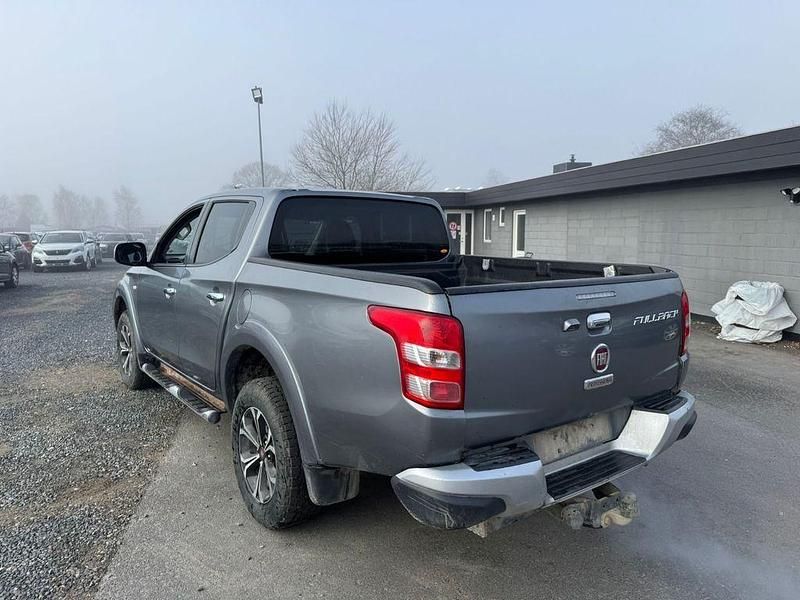 Gebraucht Fiat Fullback 181 PS (133 kW) 2016 Grau Pickup