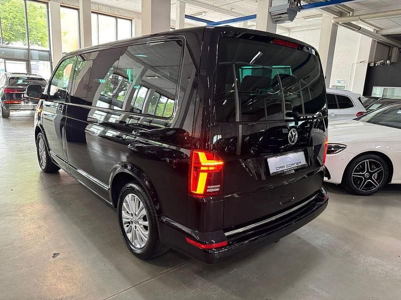 Gebraucht VW T6.1 Generation Six 199 PS (146 kW) 2020 Schwarz Van