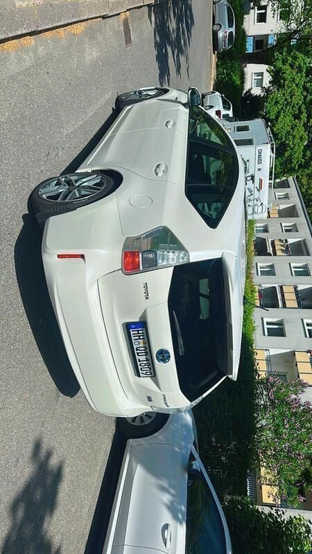 Weiß Gebraucht 2012 Toyota Prius+ Plus Van / Kleinbus | 13.500 € - Bild 1/4