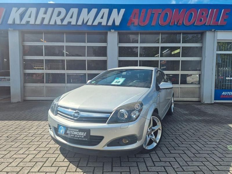Silber Gebraucht 2005 Opel Astra GTC Sport Coupé | 5.999 € (Teuer) - Bild 1/4