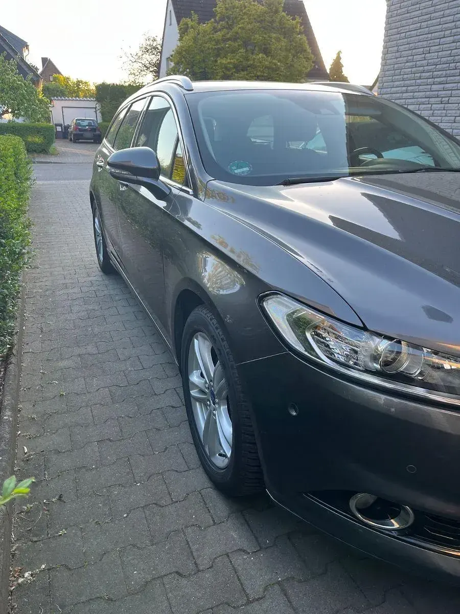 Gebraucht Ford Mondeo Titanium 179 PS (131 kW) 2014 Kombi
