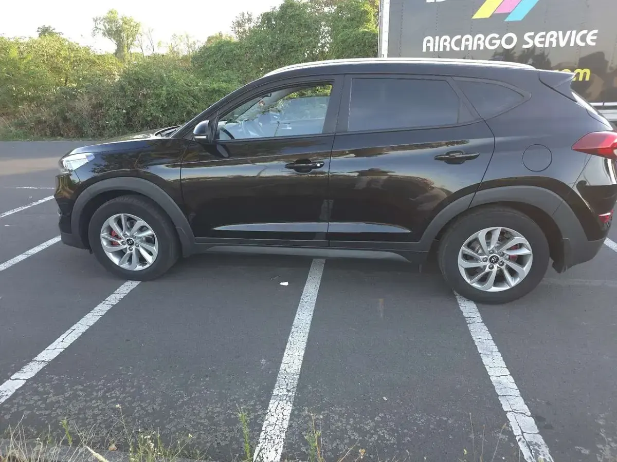 Gebraucht Hyundai Tucson Style 136 PS (100 kW) 2016 Schwarz SUV