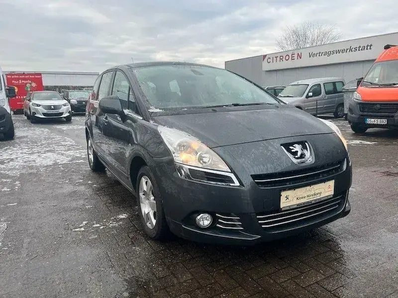 Gebraucht Peugeot 5008 Premium 109 PS (80 kW) 2010 Grau Van / Kleinbus