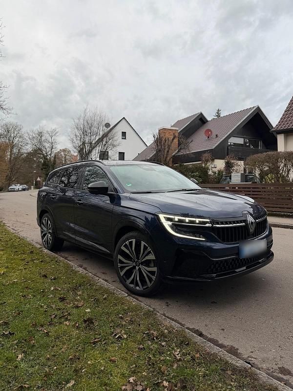 Second-hand Renault Espace 200 CP (147 kW) 2024 Albastru SUV