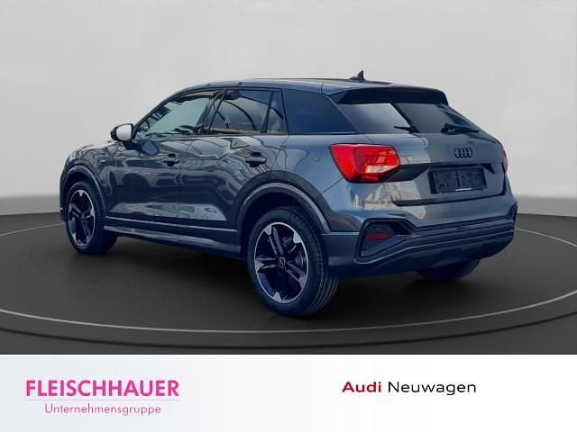 Neu Audi Q2 S-Line 150 PS (110 kW) 2026 Grau SUV