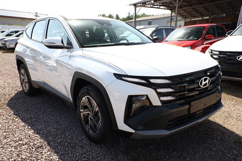 Weiss Neu 2025 Hyundai Tucson Select SUV | 25.988 € - Bild 1/3