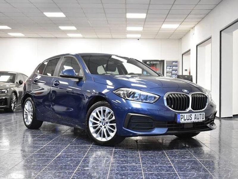 Gebraucht BMW 118 Advantage 136 PS (100 kW) 2021 Phytonicblau Kleinwagen