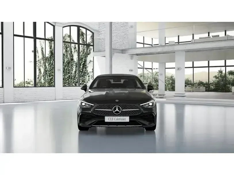 Gebraucht Mercedes CLE220 AMG 197 PS (144 kW) 2025 Grau Cabrio