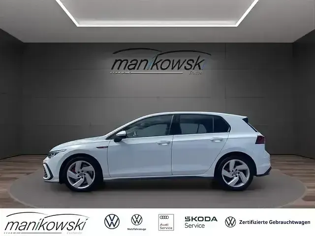 Gebraucht VW Golf VIII GTI 245 PS (180 kW) 2024 Pure white Limousine