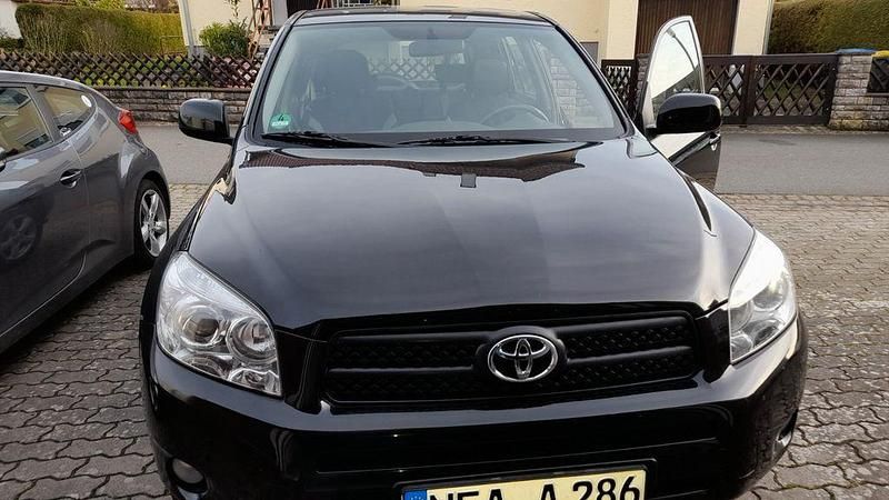 Schwarz Gebraucht 2008 Toyota RAV4 Sol SUV | 10.499 € (Etwas zu teuer) - Bild 1/4