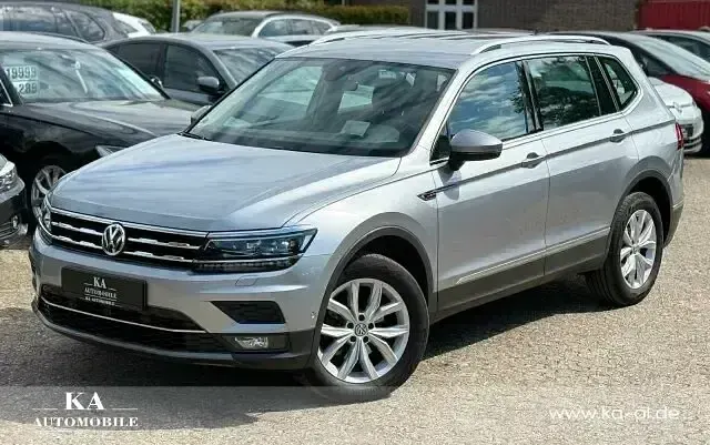 Gebraucht VW Tiguan Allspace Highline 150 PS (110 kW) 2021 Silber SUV