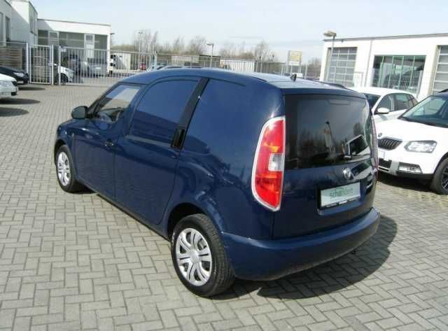 Gebraucht Skoda Roomster 69 PS (50 kW) 2012 Blau Van / Kleinbus