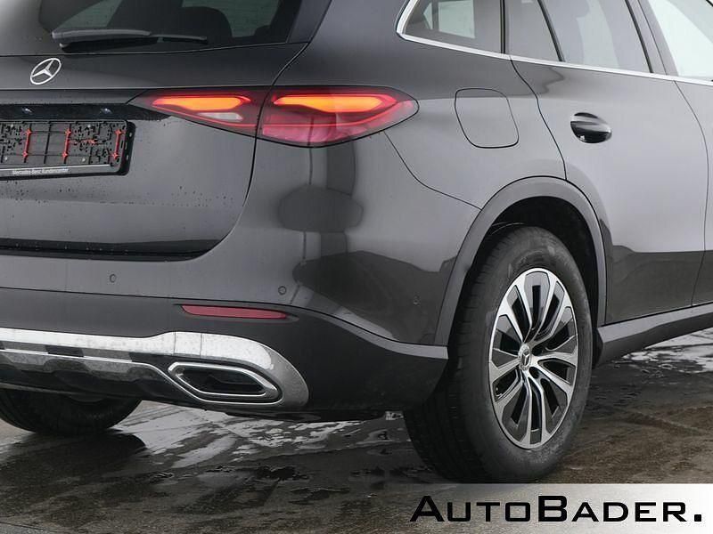 Gebraucht Mercedes GLC220 Avantgarde 197 PS (144 kW) 2024 831 lack graphitgrau (metallic) SUV