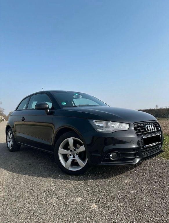 Gebraucht Audi A1 86 PS (63 kW) 2011 Schwarz Kleinwagen