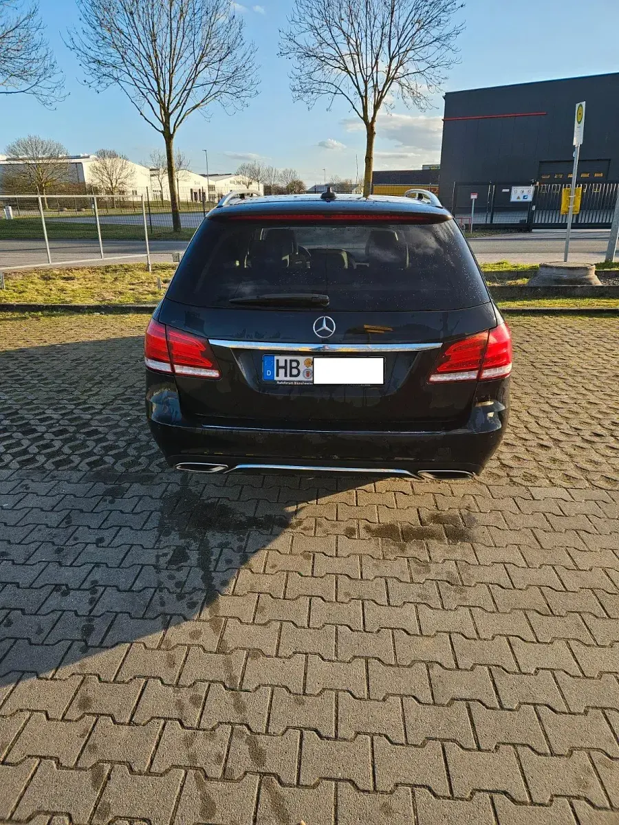 Gebraucht Mercedes E200 136 PS (100 kW) 2016 Schwarz Kombi