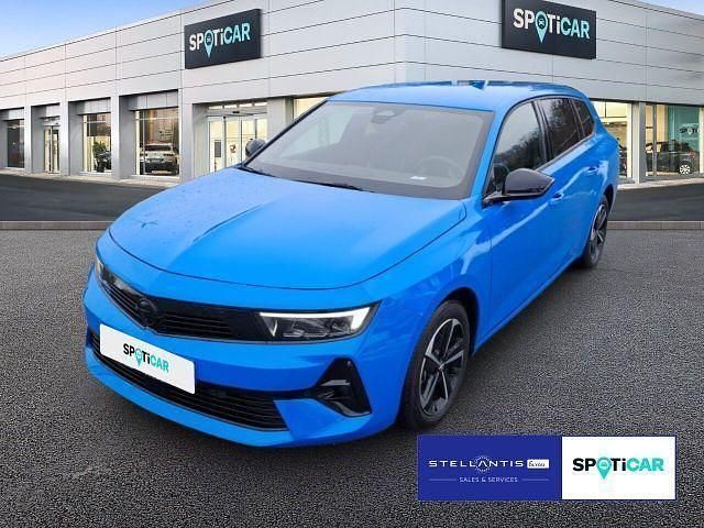 Gebraucht Opel Astra 131 PS (96 kW) 2025 Schwarz Limousine