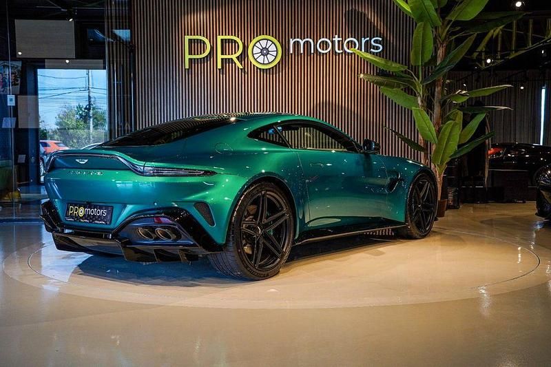 Gebraucht Aston Martin V8 Vantage 665 PS (489 kW) 2025 Grün