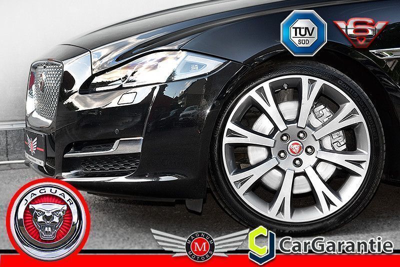 Schwarz Gebraucht 2017 Jaguar XJ Premium Luxury Limousine | 28.490 € (Etwas zu teuer) - Bild 1/4