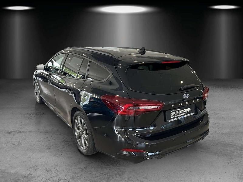 Gebraucht Ford Focus ST-Line X 155 PS (114 kW) 2024 Obsidianschwarz Kombi