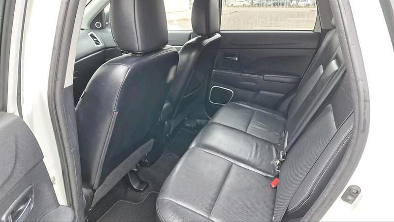 Gebraucht Mitsubishi ASX Instyle 150 PS (110 kW) 2010 Weiß SUV