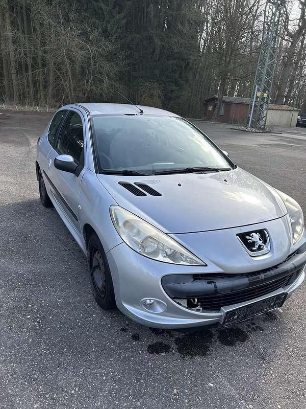 Gebraucht Peugeot 206 75 PS (55 kW) 2009 Limousine
