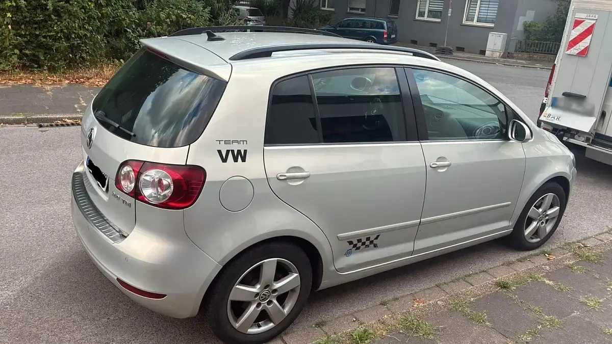 Gebraucht VW Golf VI 140 PS (102 kW) 2011 Grau Kleinwagen