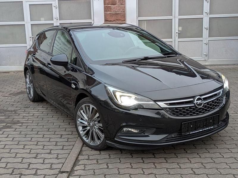 Schwarz Gebraucht 2016 Opel Astra Dynamic Limousine | 10.190 € (Fairer Preis) - Bild 1/4