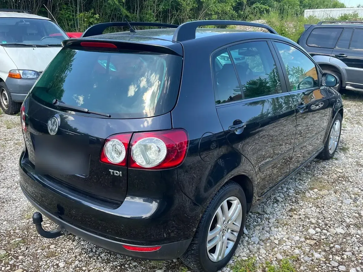 Gebraucht VW Golf V 105 PS (77 kW) 2008 Schwarz Kleinwagen