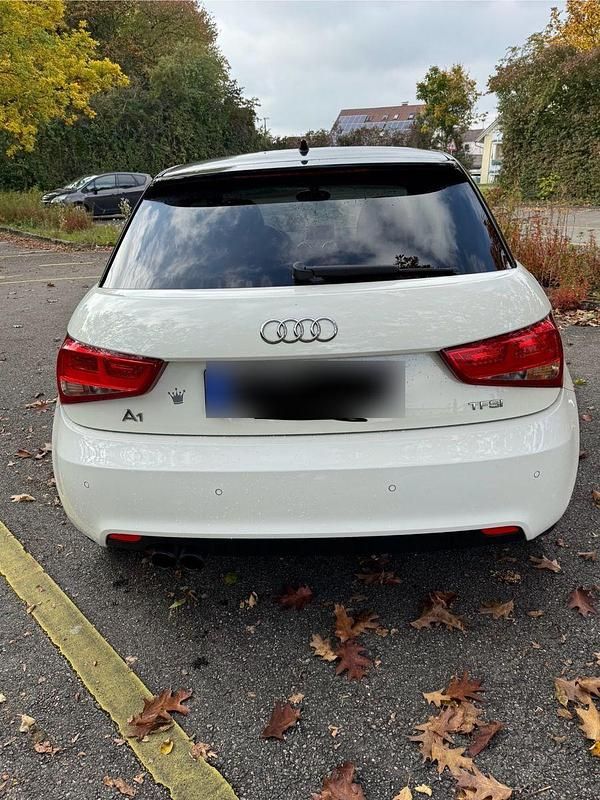 Second-hand Audi A1 Ambition 122 CP (89 kW) 2011 Alb Hatchback