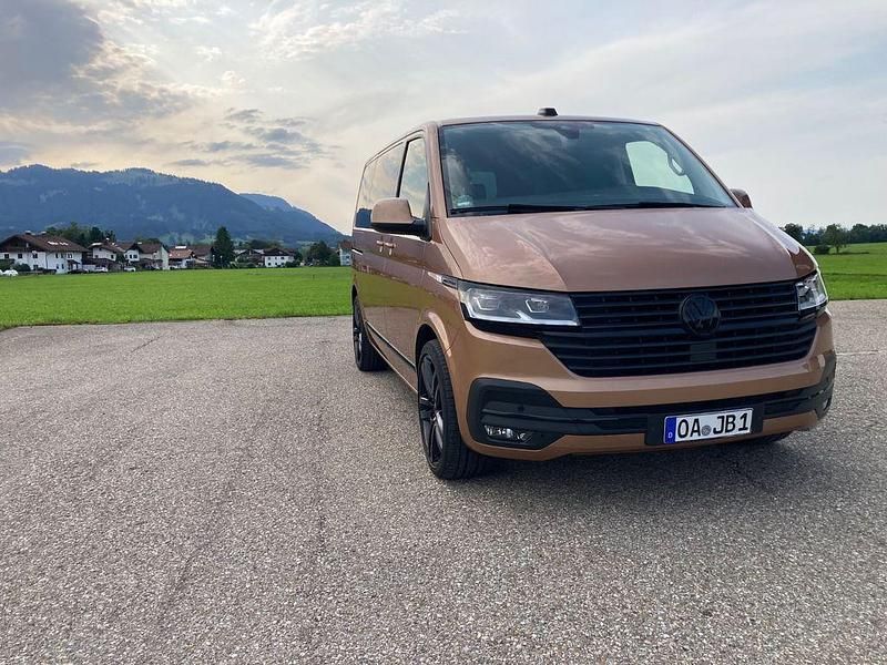 Gebraucht VW Multivan Generation Six 199 PS (146 kW) 2020 Braun Van