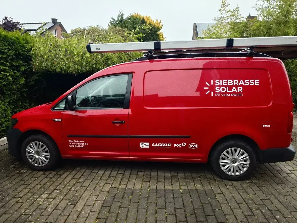 Gebraucht VW Caddy 102 PS (75 kW) 2019 Rot Van / Kleinbus