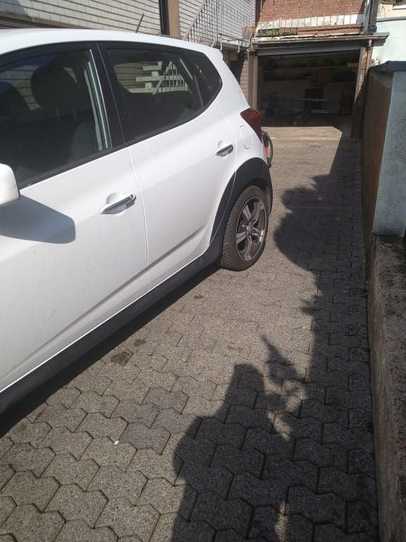 Weiß Gebraucht 2015 Hyundai ix20 YES! Gold Kleinwagen | 9.300 € (Fairer Preis) - Bild 1/4