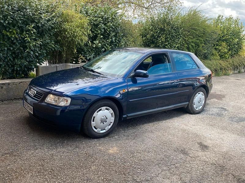 Blau Gebraucht 1996 Audi A3 Kleinwagen | 1.500 € (Fairer Preis) - Bild 1/4