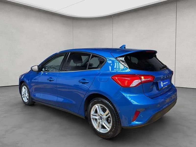 Gebraucht Ford Focus Cool & Connect 125 PS (91 kW) 2021 Blau Limousine