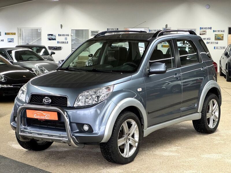 Grau Gebraucht 2006 Daihatsu Terios SUV | 8.990 € (Teuer) - Bild 1/4