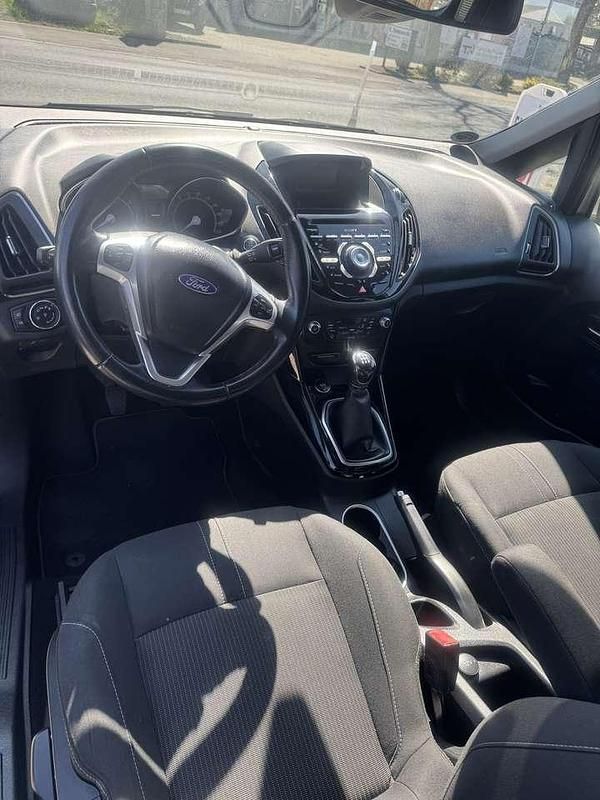 Gebraucht Ford B-MAX Trend 101 PS (74 kW) 2013 Ford b max Van / Kleinbus