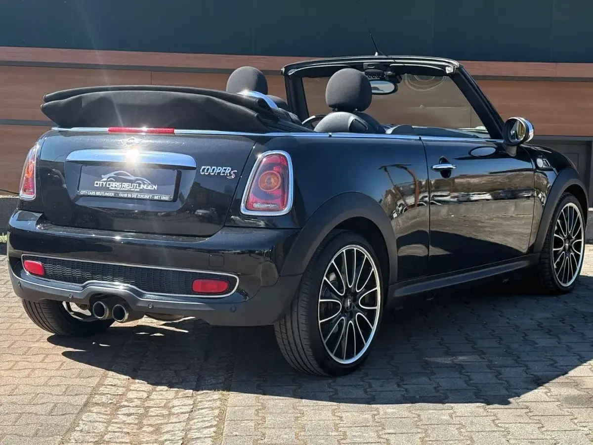 Gebraucht Mini Cooper S Cabriolet 174 PS (127 kW) 2009 Schwarz Cabrio