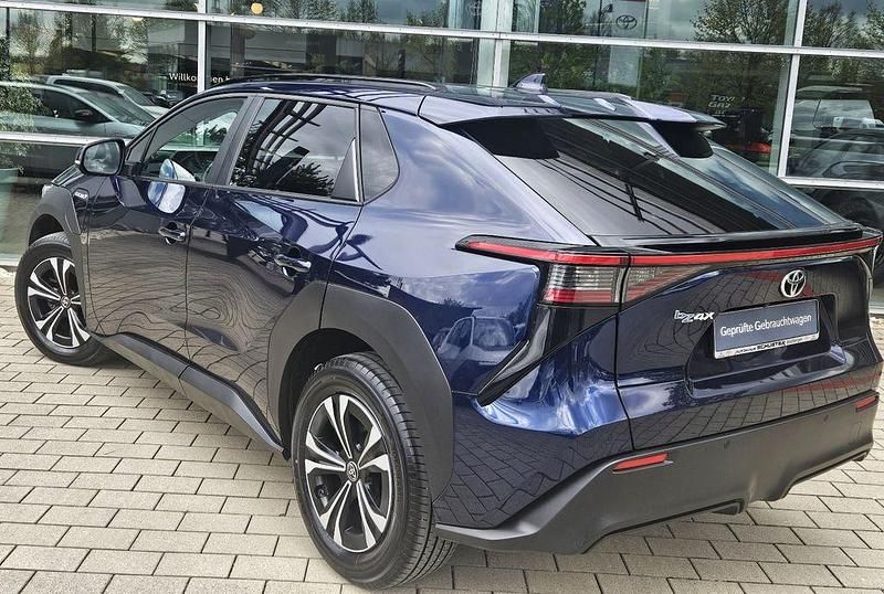 Gebraucht Toyota bZ4X Comfort 150 kW (204 PS) 2023 Blau SUV