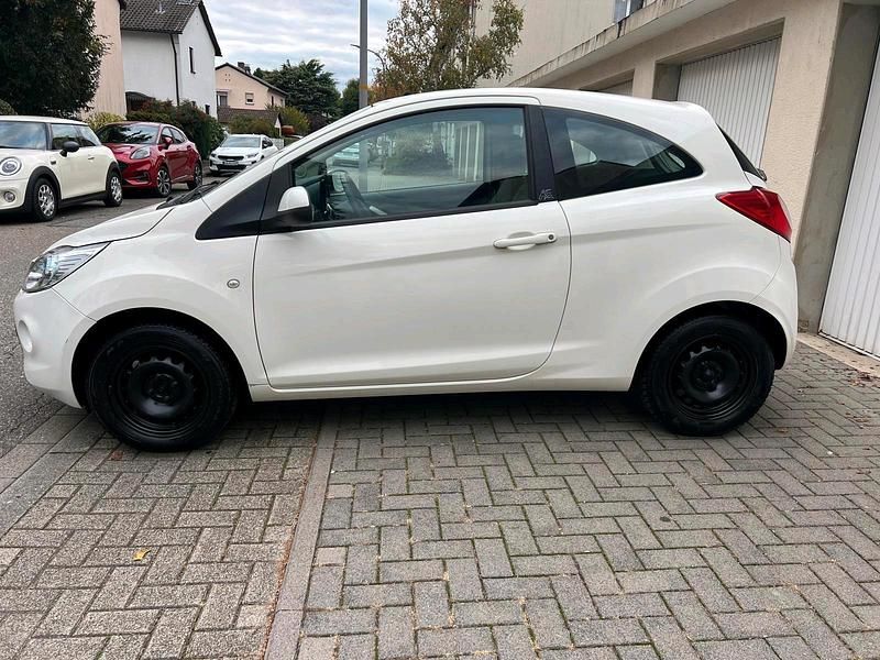 Weiß Gebraucht 2011 Ford Ka Kleinwagen | 1.849 € (Guter Preis) - Bild 1/4