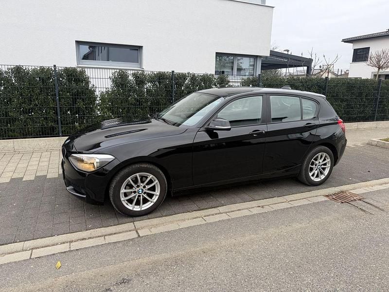 Gebraucht BMW 116 136 PS (100 kW) 2014 Schwarz Kleinwagen