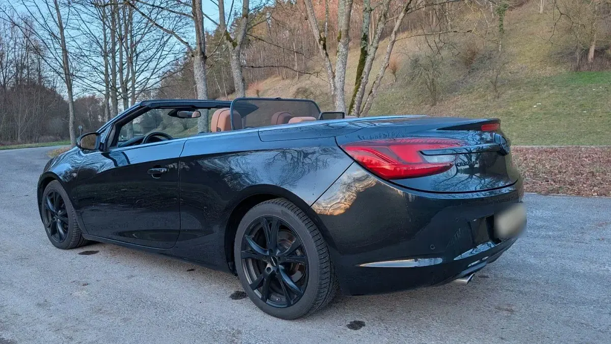 Gebraucht Opel Cascada 165 PS (121 kW) 2013 Schwarz Cabrio