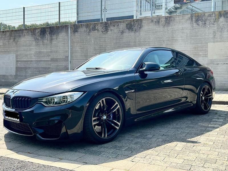 Schwarz Gebraucht 2014 BMW M4 Performance Coupé | 43.500 € (Superpreis) - Bild 1/4