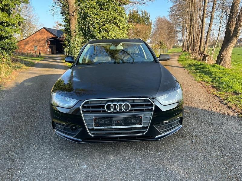 Gebraucht Audi A4 Comfort 150 PS (110 kW) 2013 Schwarz Kombi