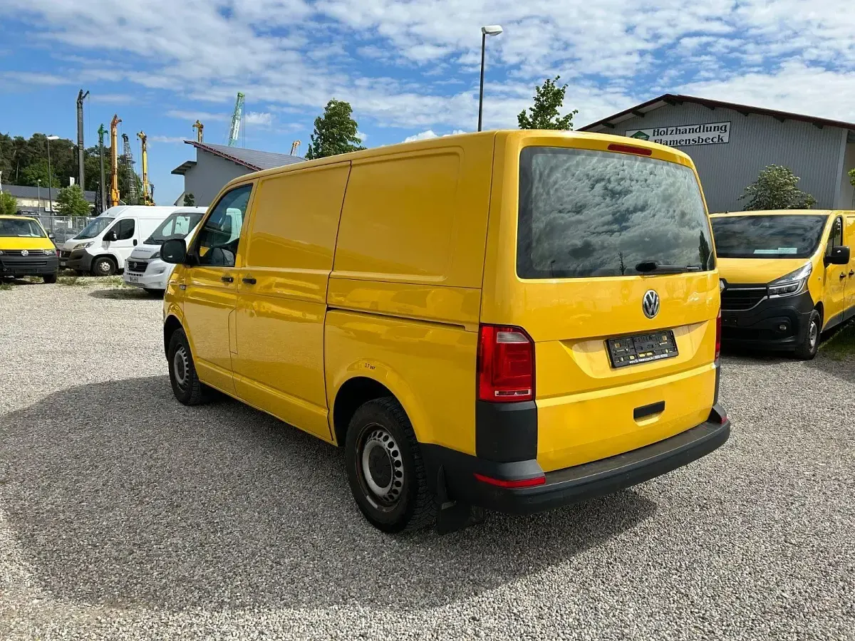 Gebraucht VW Transporter 84 PS (61 kW) 2015 Gelb Van