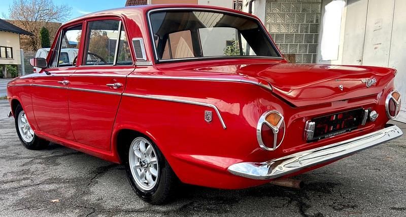 Gebraucht Ford Cortina 76 PS (55 kW) 1965 Rot Limousine