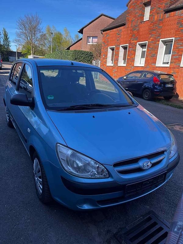 Blau Gebraucht 2006 Hyundai Getz Kleinwagen | 800 € - Bild 1/4